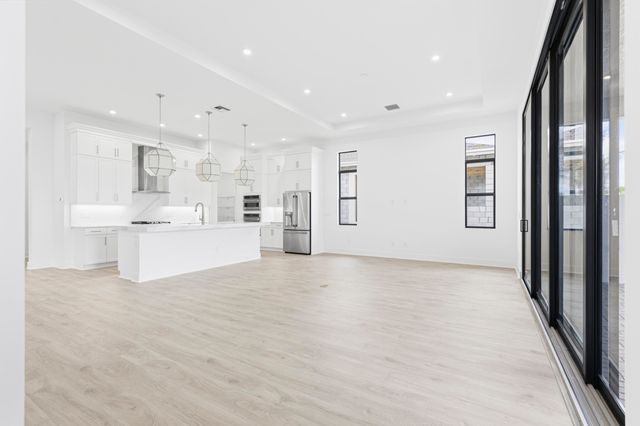 13921 Vivant Drive, Palm Beach Gardens, FL 33412