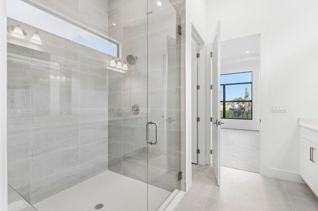 13921 Vivant Drive, Palm Beach Gardens, FL 33412