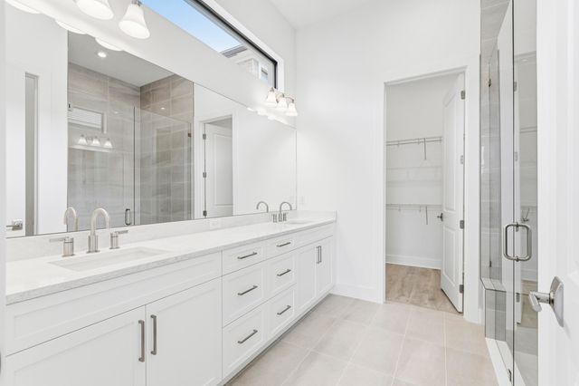 13921 Vivant Drive, Palm Beach Gardens, FL 33412