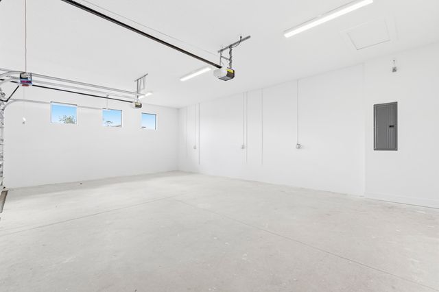 13921 Vivant Drive, Palm Beach Gardens, FL 33412