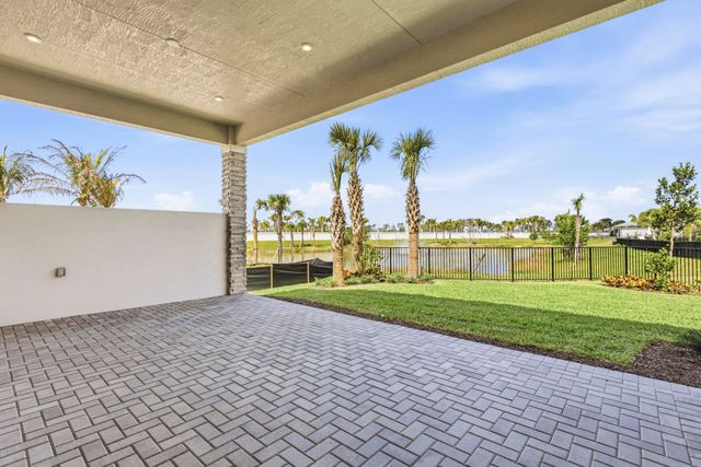 13921 Vivant Drive, Palm Beach Gardens, FL 33412