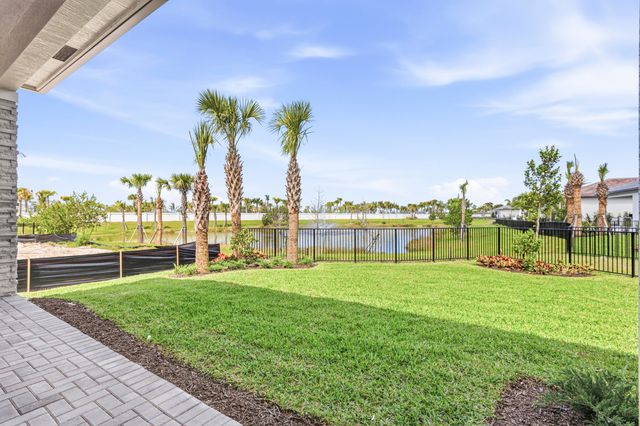 13921 Vivant Drive, Palm Beach Gardens, FL 33412