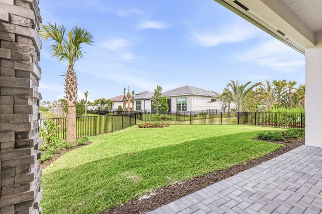 13921 Vivant Drive, Palm Beach Gardens, FL 33412