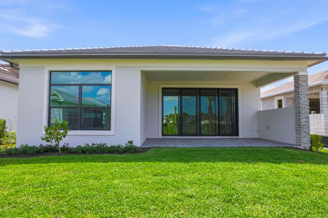 13921 Vivant Drive, Palm Beach Gardens, FL 33412