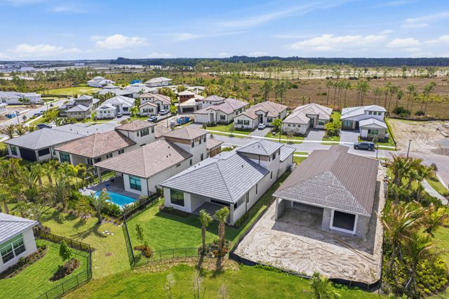 13921 Vivant Drive, Palm Beach Gardens, FL 33412