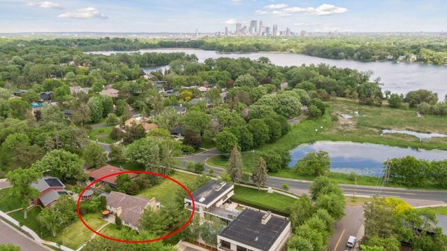 2530 France Avenue S, Minneapolis, MN 55416