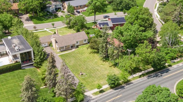 2530 France Avenue S, Minneapolis, MN 55416