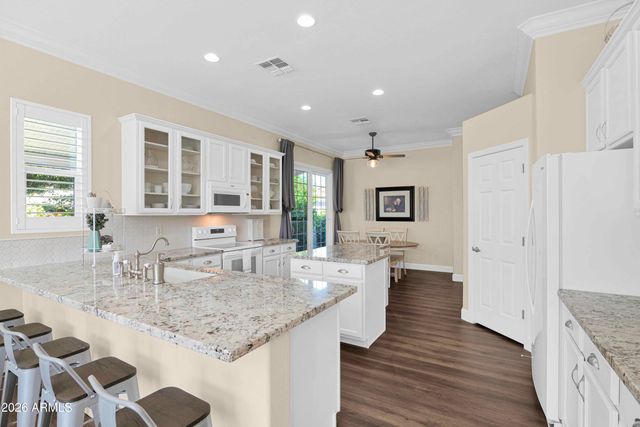 9859 E Nopal Avenue, Mesa, AZ 85209