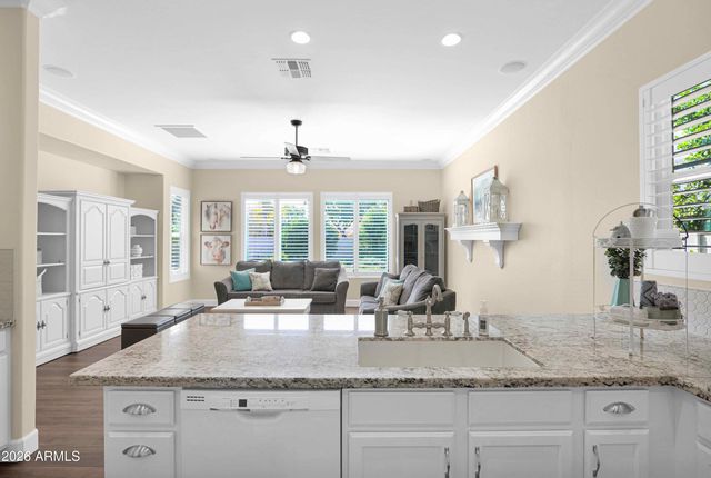 9859 E Nopal Avenue, Mesa, AZ 85209