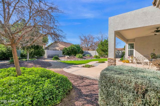 9859 E Nopal Avenue, Mesa, AZ 85209