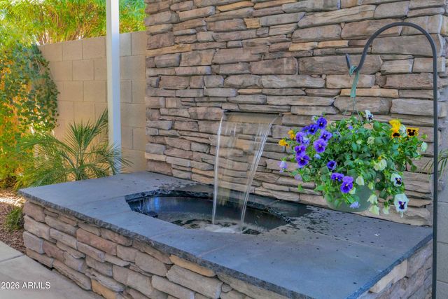 9859 E Nopal Avenue, Mesa, AZ 85209