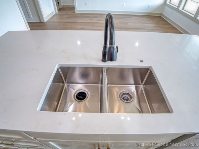 1193 Wild Indigo Circle, Calera, OK 74730