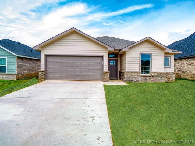 1193 Wild Indigo Circle, Calera, OK 74730
