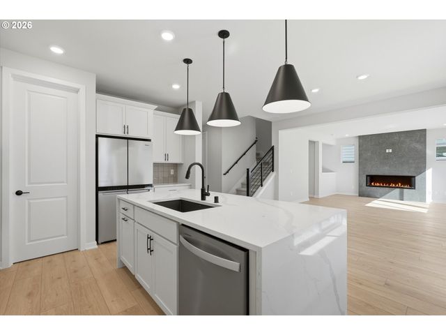 8713 S 4TH Way, Ridgefield, WA 98642