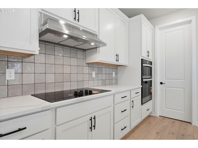 8713 S 4TH Way, Ridgefield, WA 98642