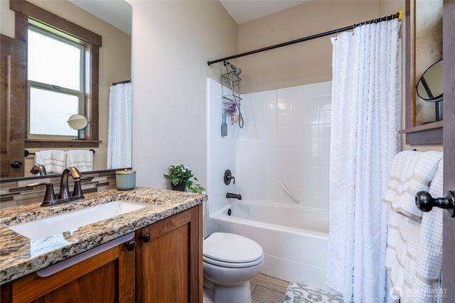 4220 121st Drive NE, Lake Stevens, WA 98258