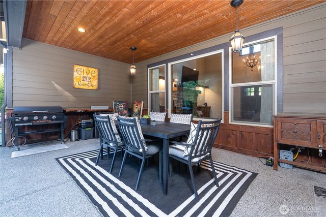 4220 121st Drive NE, Lake Stevens, WA 98258