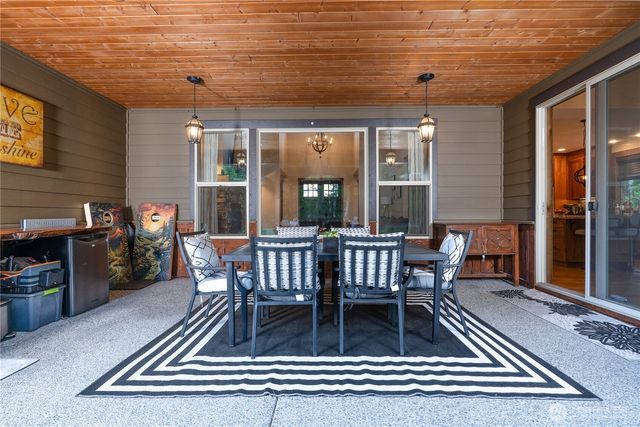 4220 121st Drive NE, Lake Stevens, WA 98258