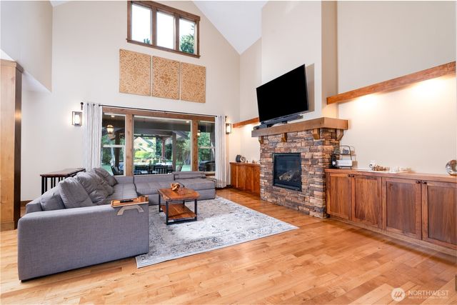 4220 121st Drive NE, Lake Stevens, WA 98258