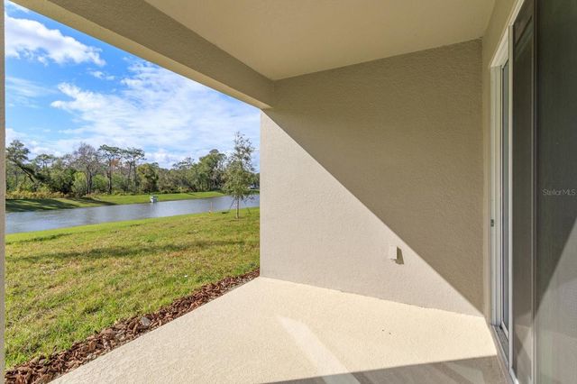 2812 DOOLITTLE STREET, Tavares, FL 32778
