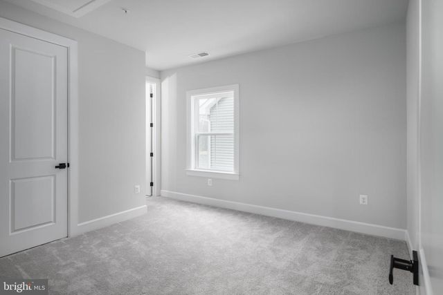 6556 CLUBHOUSE DR, Laurel, MD 20708