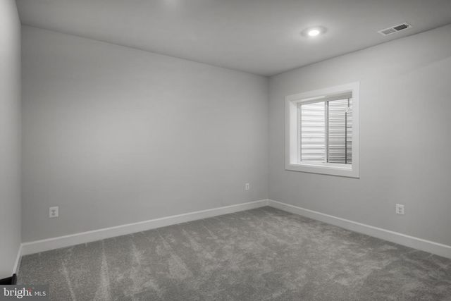 6556 CLUBHOUSE DR, Laurel, MD 20708