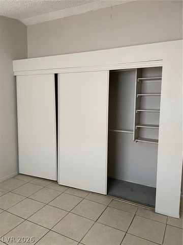 5389 Signet Court, Las Vegas, NV 89142