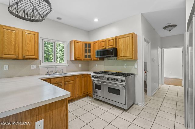 119 Daum Road, Manalapan, NJ 07726