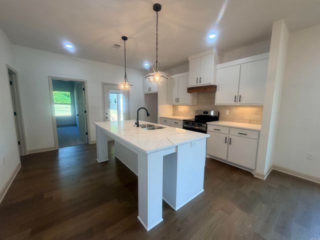300 S Richards Street, Benton, AR 72015