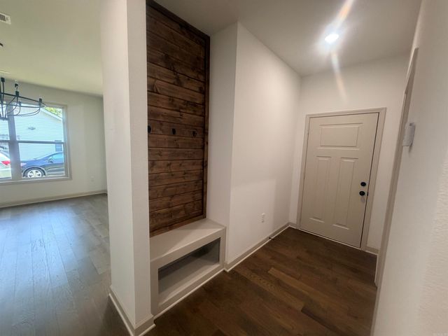 300 S Richards Street, Benton, AR 72015