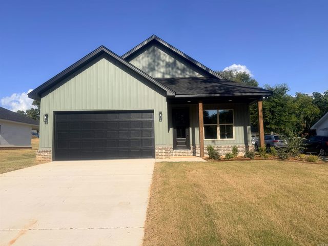 300 S Richards Street, Benton, AR 72015