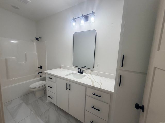 300 S Richards Street, Benton, AR 72015