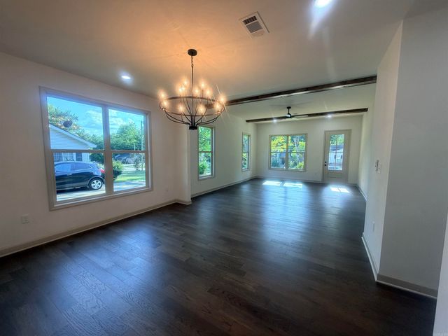 300 S Richards Street, Benton, AR 72015