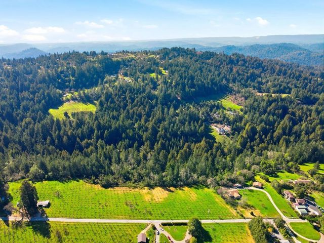 24580 Loma Prieta Avenue, Los Gatos, CA 95033