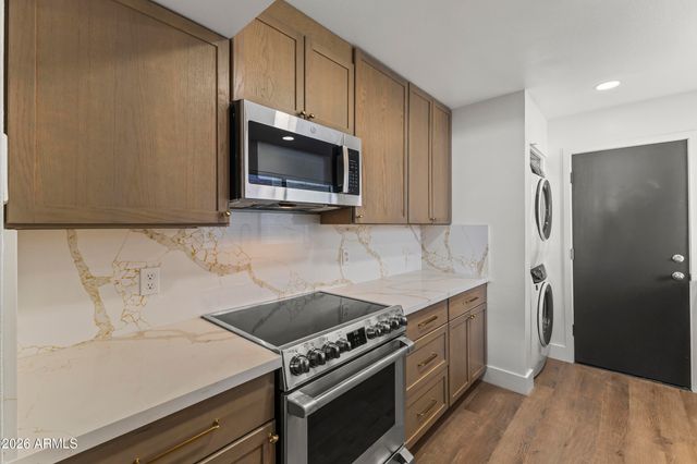 10055 E MOUNTAINVIEW LAKE Drive 1019, Scottsdale, AZ 85258