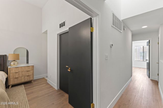 10055 E MOUNTAINVIEW LAKE Drive 1019, Scottsdale, AZ 85258