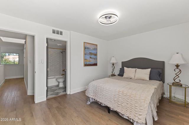 10055 E MOUNTAINVIEW LAKE Drive 1019, Scottsdale, AZ 85258