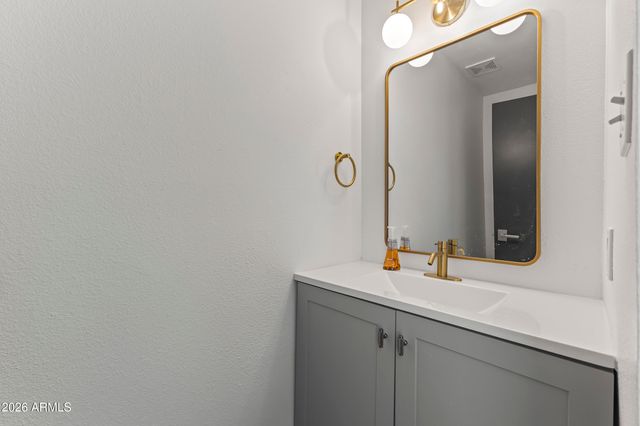 10055 E MOUNTAINVIEW LAKE Drive 1019, Scottsdale, AZ 85258