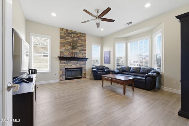 41809 Firenze Street, Quartz Hill, CA 93536