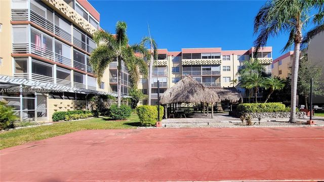 406 NW 68th Avenue 304, Plantation, FL 33317