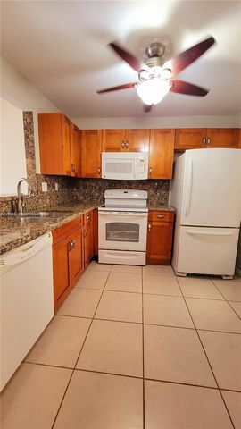 406 NW 68th Avenue 304, Plantation, FL 33317