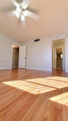 406 NW 68th Avenue 304, Plantation, FL 33317
