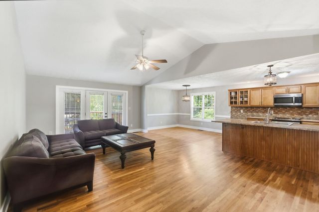 112 Harp Court, Georgetown, KY 40324
