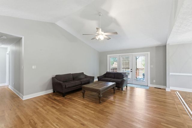 112 Harp Court, Georgetown, KY 40324