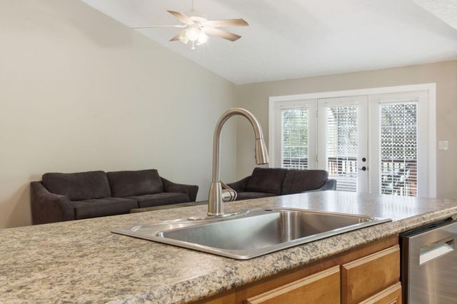 112 Harp Court, Georgetown, KY 40324
