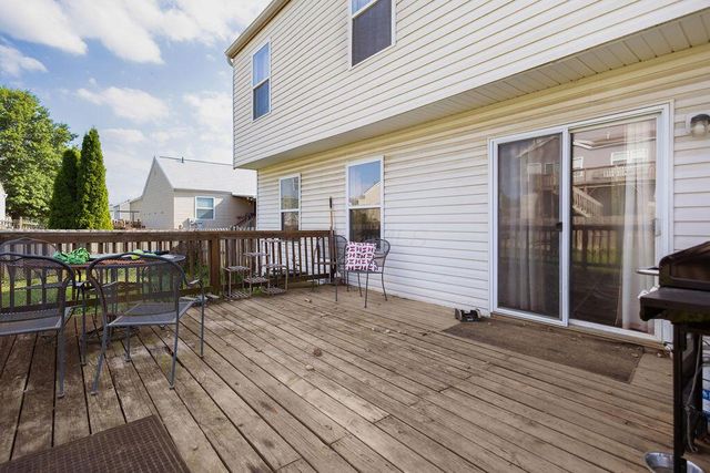 1049 Legacy Lane, Pataskala, OH 43062