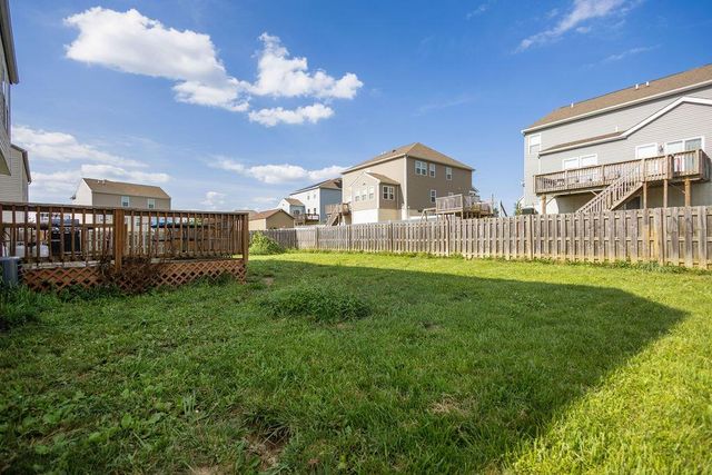 1049 Legacy Lane, Pataskala, OH 43062