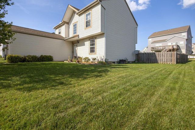 1049 Legacy Lane, Pataskala, OH 43062