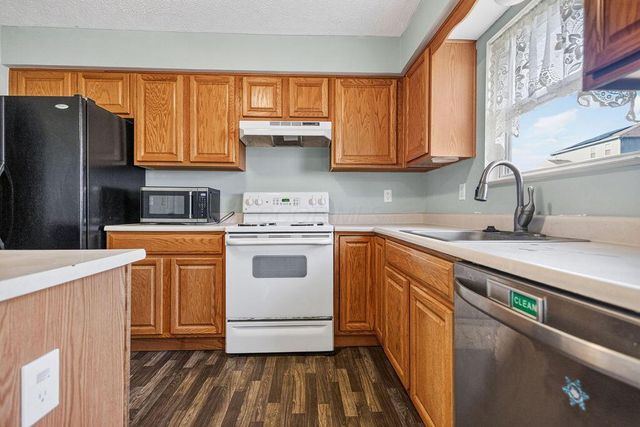 1049 Legacy Lane, Pataskala, OH 43062