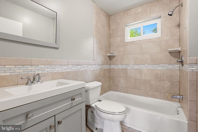 227 CEDAR AVE, Oaklyn, NJ 08107